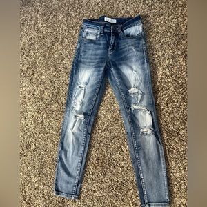 KanCan Signature Skinny Jean